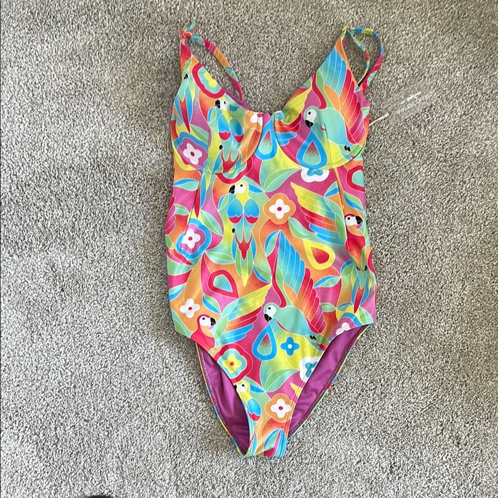 NWT Kenny Flowers The Caribbean Parrot One Piece Swimsuit Size M